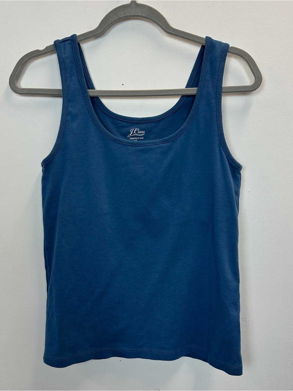 Women’s J. Crew Perfect Fit Knit Goods Deep Blue Scoop Tank Large
